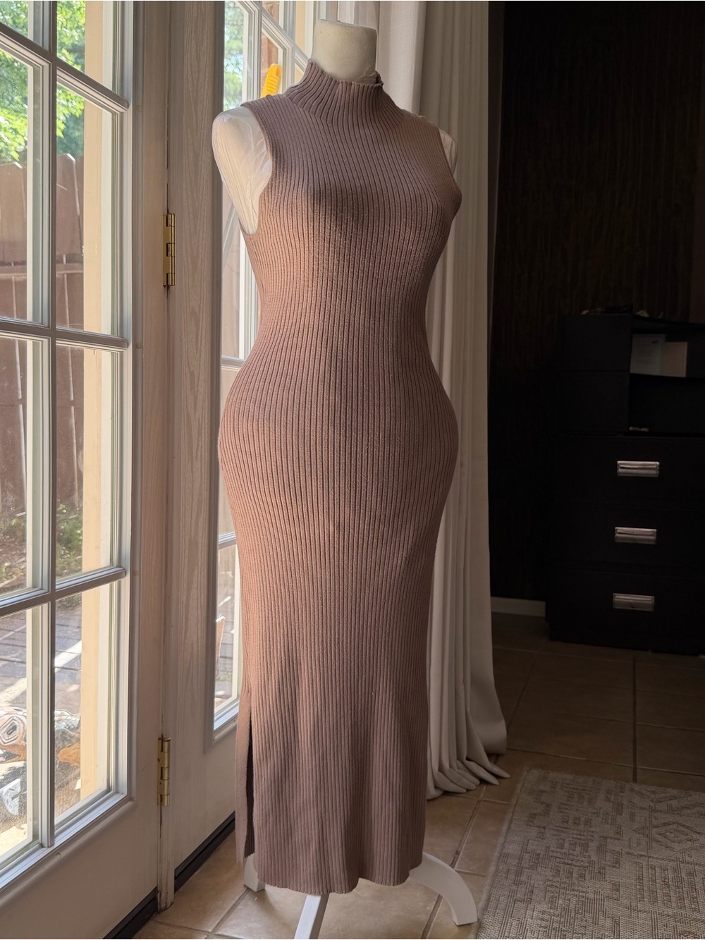 Olive & Oak Sleeveless Ribbed Maxi Dress in Taupe
